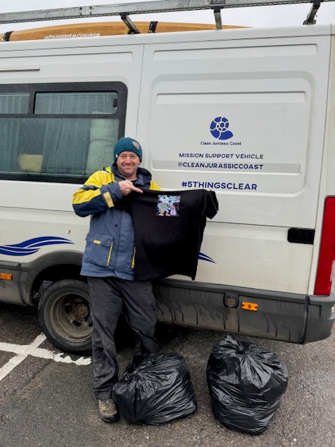 Litter picking and removing marine waste from the Jurassic Coastline with Roy, the man behind Clean Jurassic Coast!